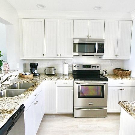 Ocean Breeze Condo Дженсен-Бич Экстерьер фото